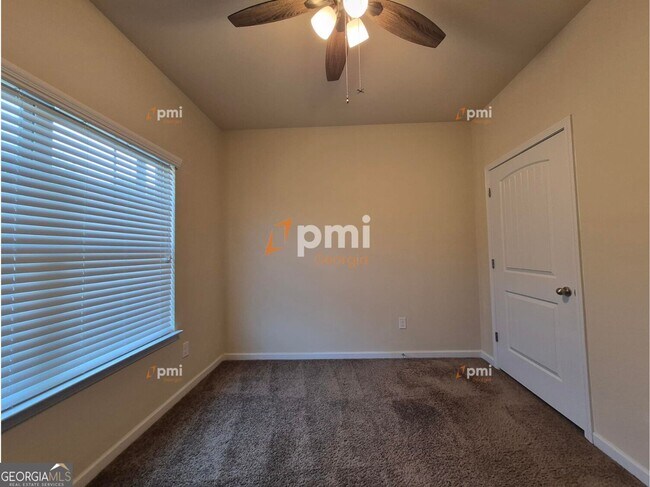 Building Photo - 2 Longleaf Cir