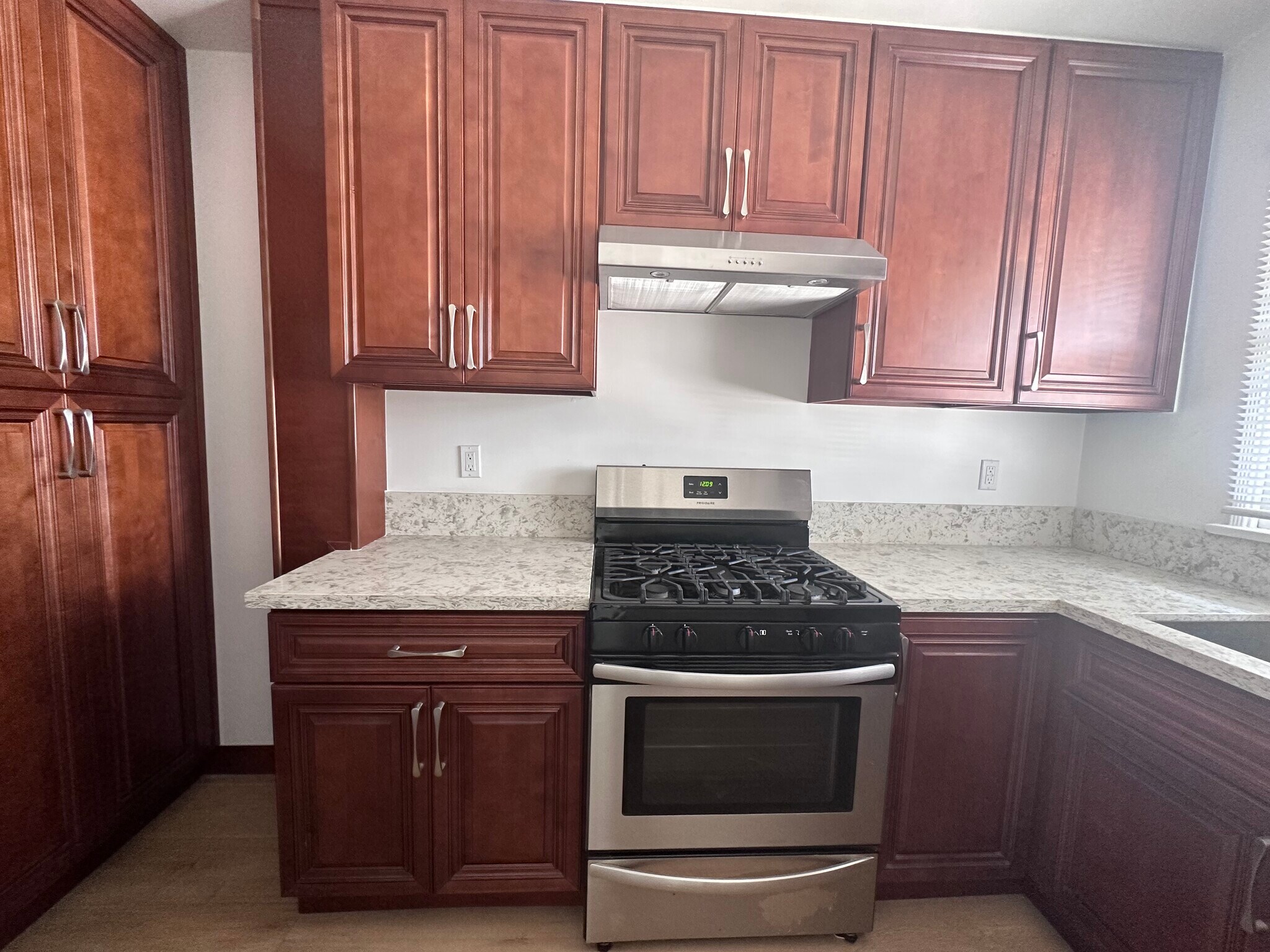 Building Photo - 2100 Delaware Ave