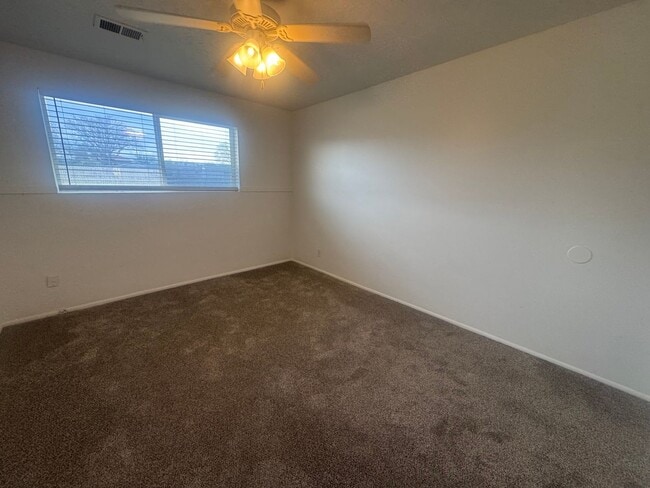 Building Photo - Great Draper Apartment for rent!
