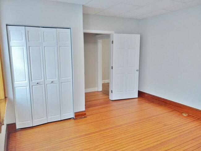 Building Photo - 514 Broadway