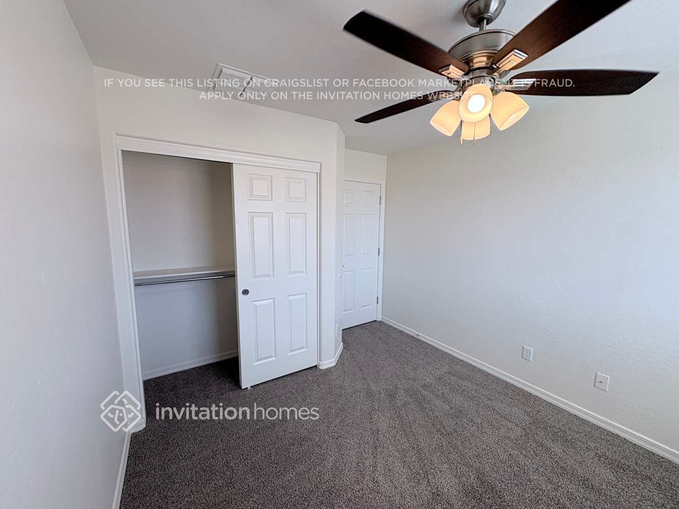 Building Photo - 4854 S Antonio