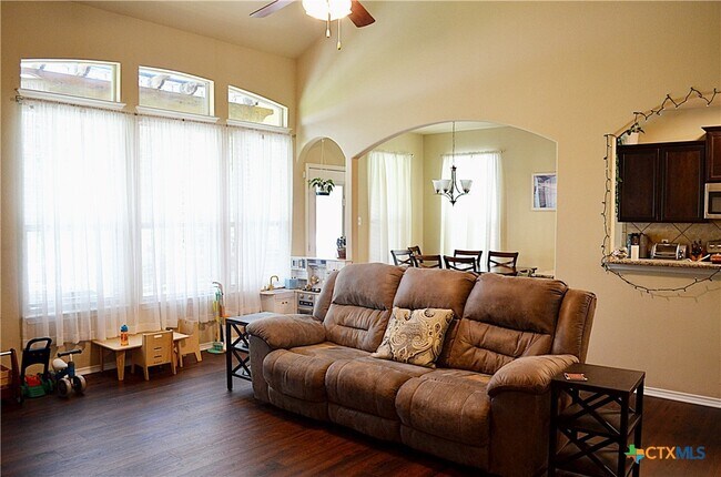 Building Photo - 5407 Sulfur Spring Dr