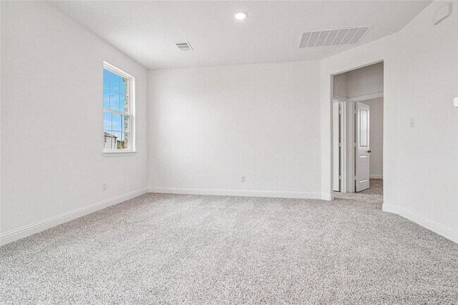 Building Photo - 714 Aroco Bnd