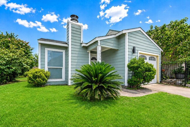 Building Photo - 4530 Stanford Ct
