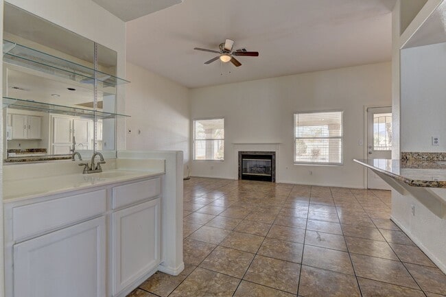 Building Photo - AMERICANA Property Mgmt - Great 2 story, 4 beds house with pool in Desert Shores