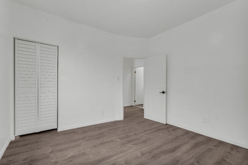 Building Photo - 3353 Fullerton Ave