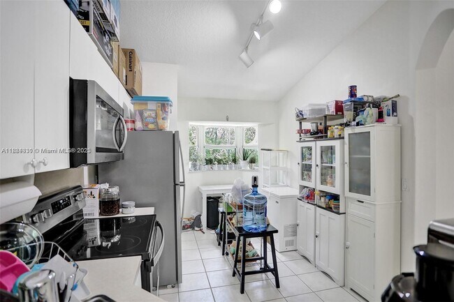 Building Photo - 2175 NW 77th Way