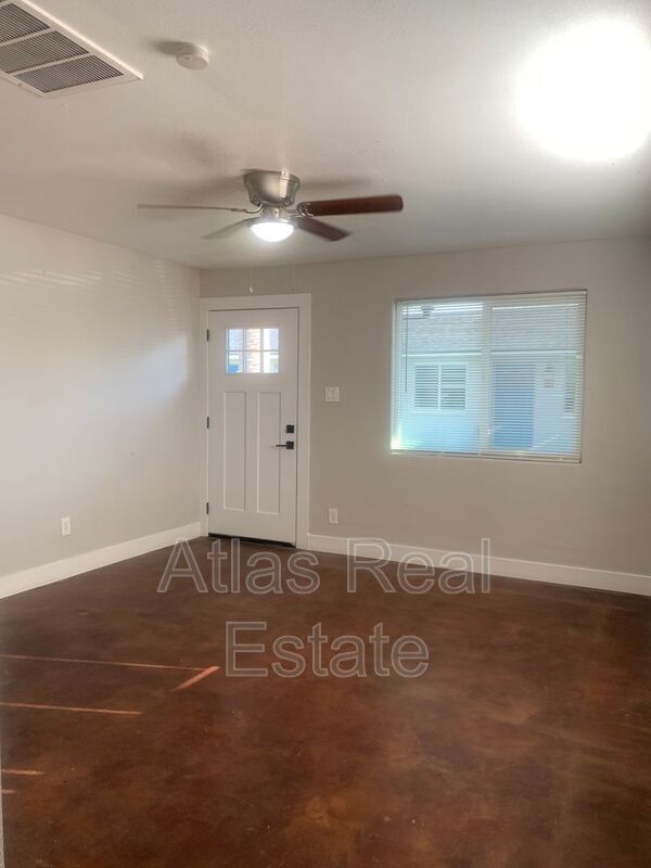 Building Photo - 4310 N 14th St