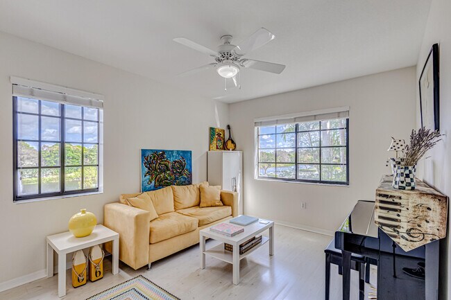 Building Photo - 4801 PGA Boulevard