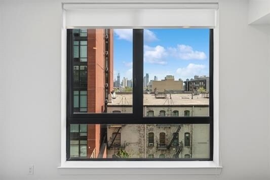 Building Photo - 32 Jones St