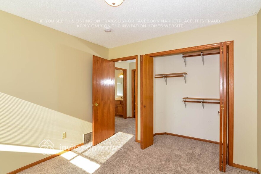 Building Photo - 15684 Cumberland Ave W