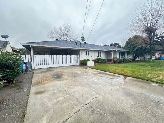 Building Photo - 3 bed/1.5 ba house - Yuba City