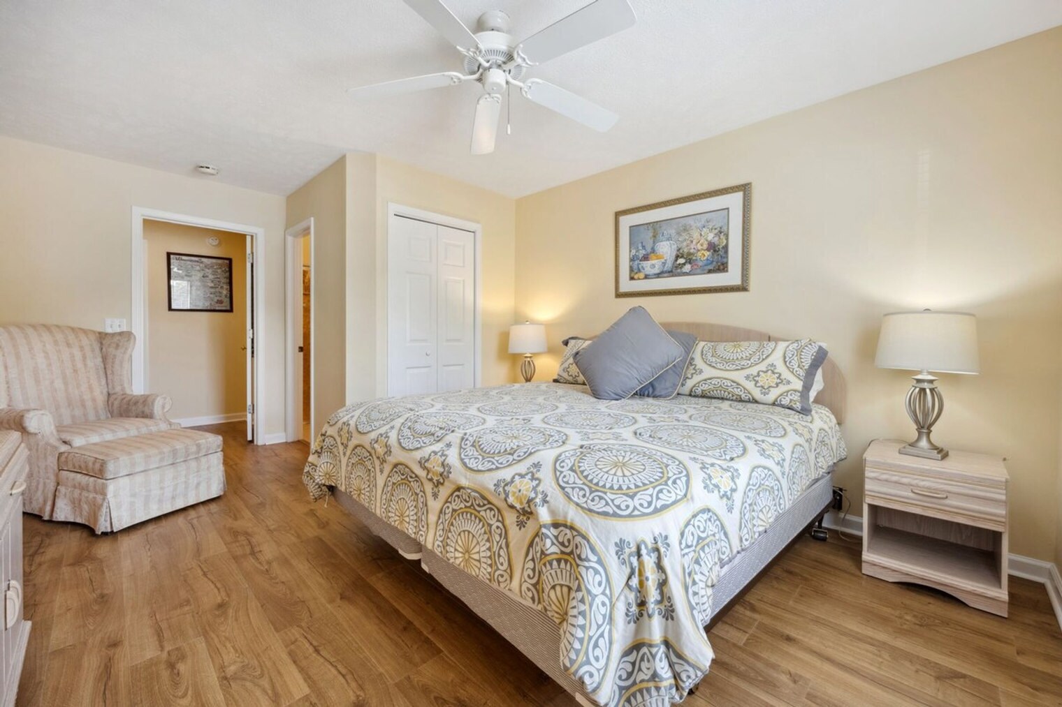 Building Photo - 22 Greenbriar Ave