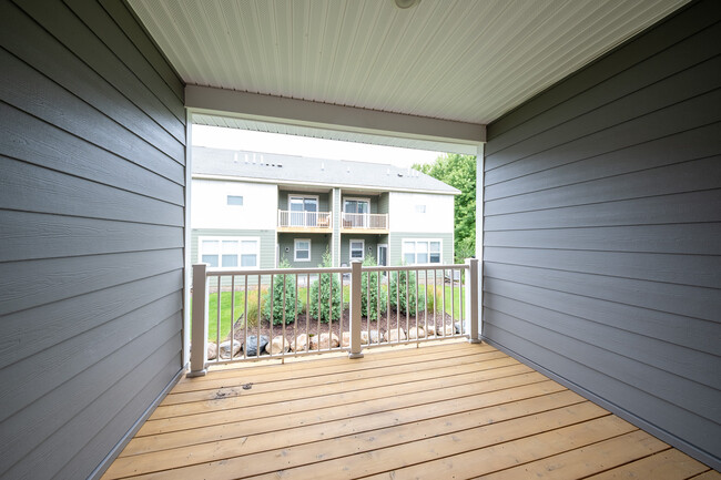 Building Photo - 16415 Jaffna Pl