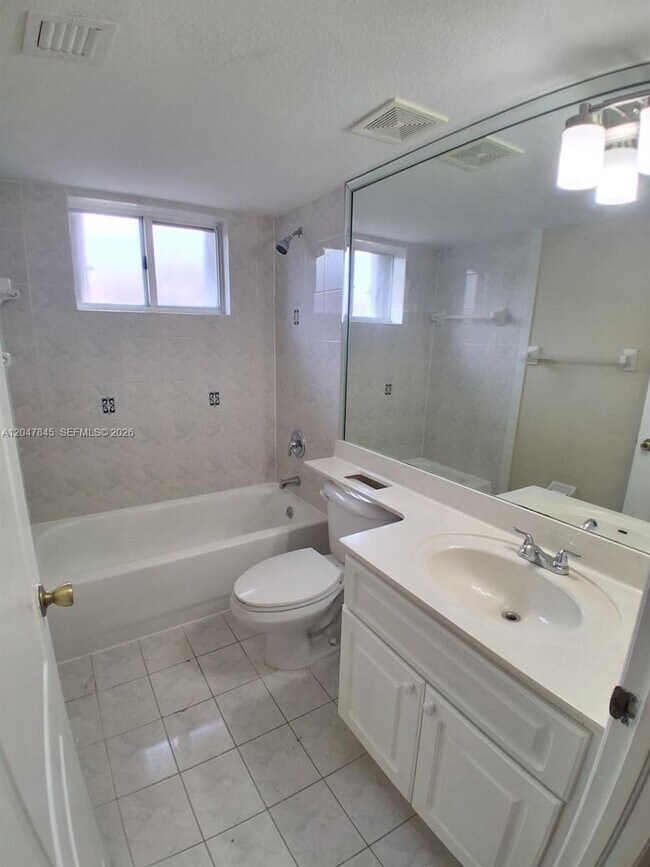 Building Photo - 17318 NW 74th Ave