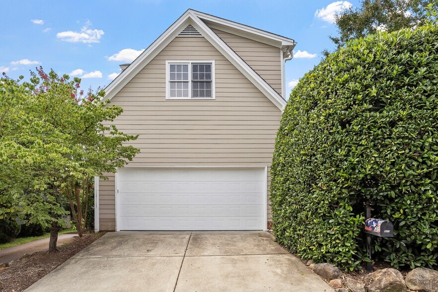 Building Photo - 507 Highgrove Dr