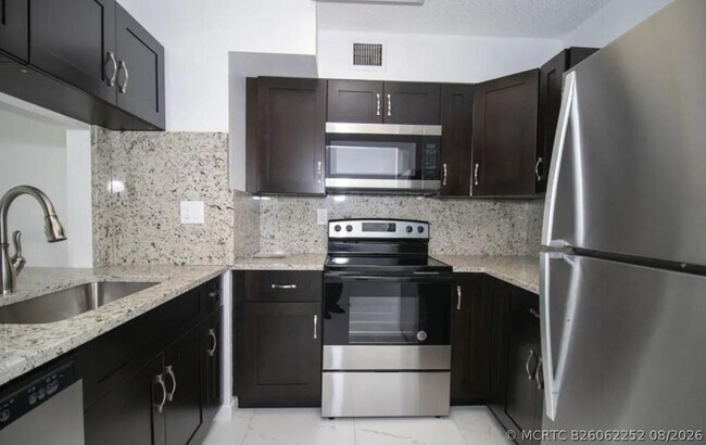 Building Photo - 11432 NW 45th St