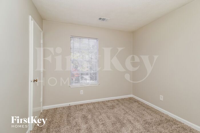 Building Photo - 457 Maid Marion Ln