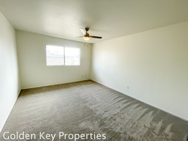 Building Photo - Charming 2 Bedroom, 2.5 Bathroom Condo – Pepperwood Villas, Oceanside