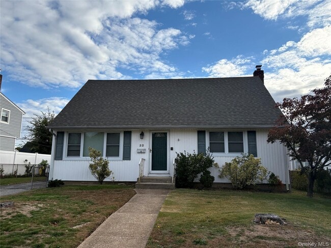 Primary Photo - 32 Winding Rd