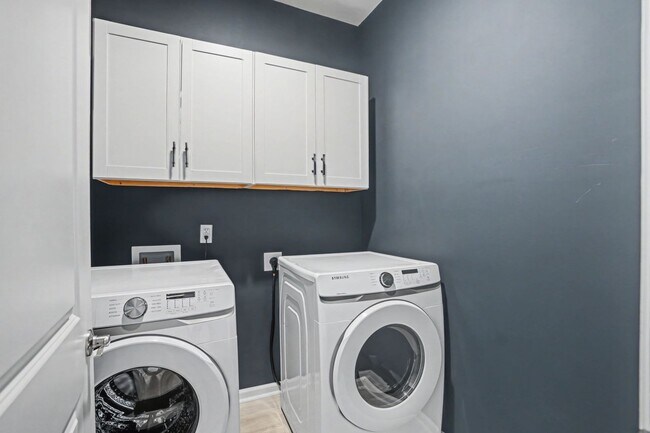 Building Photo - 3 BED | 2 BATH | TWO CAR GARAGE | WHITAKER PARK AT SAVANNAH QUARTERS | AVAILABLE NOW