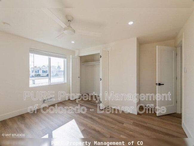 Building Photo - 5525 Brentwood St