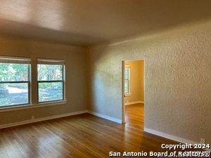 Building Photo - 224 E Rosewood Ave