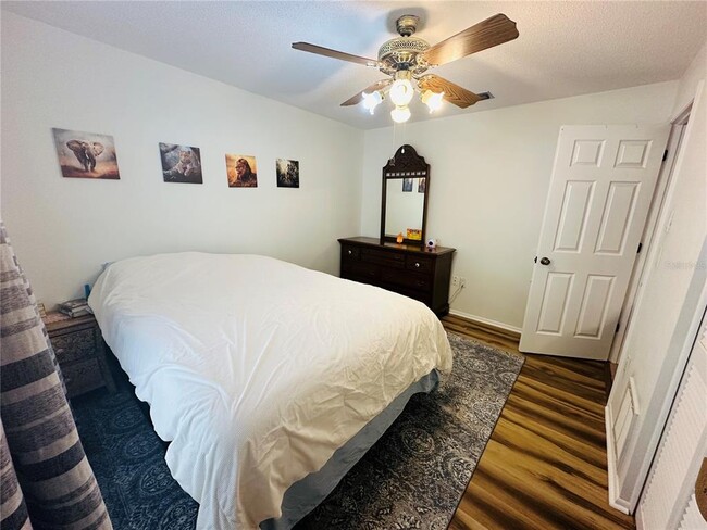 Building Photo - 3958 Easton Terrace