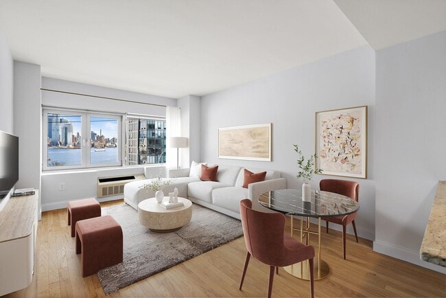 Building Photo - 1700 Park Ave