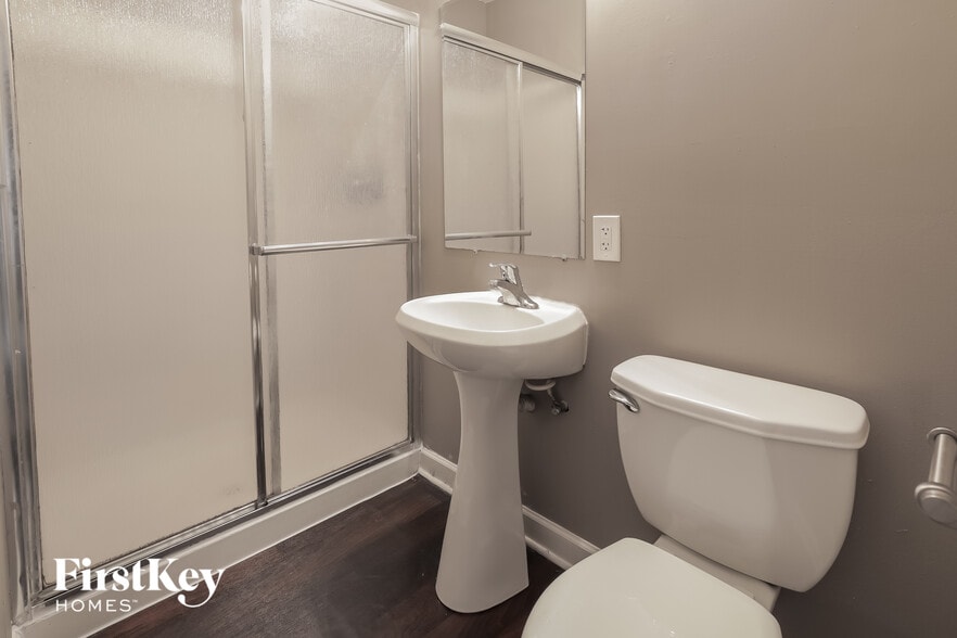 Building Photo - 125 S Fordham Ave