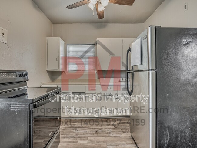 Building Photo - 1226 NW 8th St