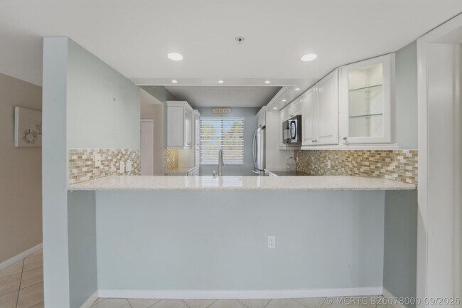 Building Photo - 2601 Marina Isle Way
