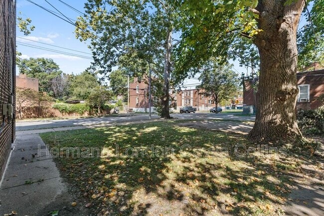 Building Photo - 3954 Louisiana Ave