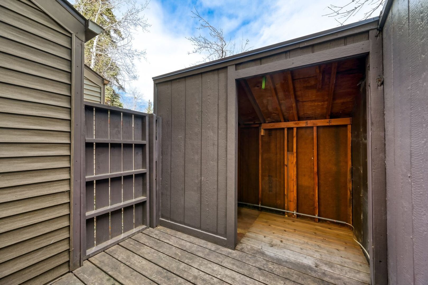 Building Photo - 350 Arapahoe Ave