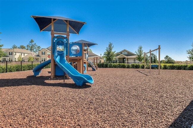 Building Photo - 16339 Quiet Vista Dr