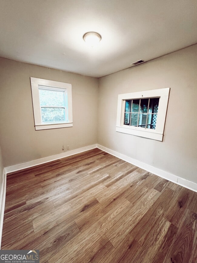 Building Photo - 275 Boulevard Heights