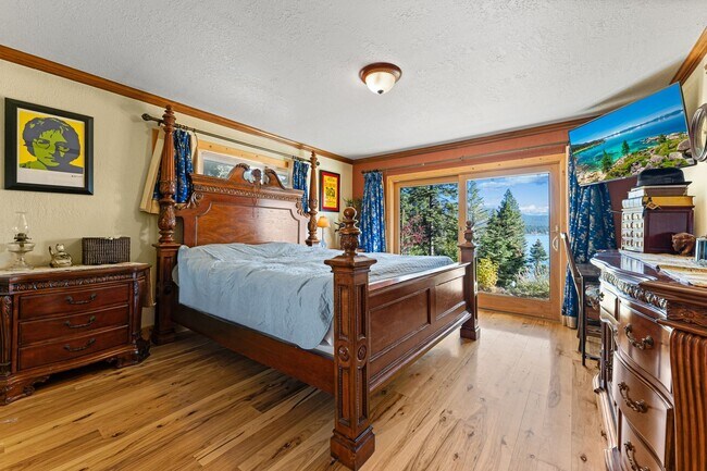 Building Photo - SKI LEASE: "Stagger Inn" '25-'26 Season