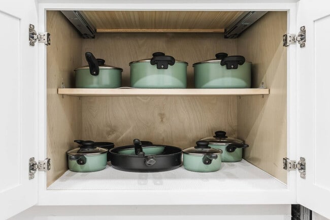 Building Photo - 1523 S East St