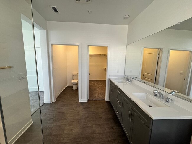 Building Photo - 4229 S Angel Paseo