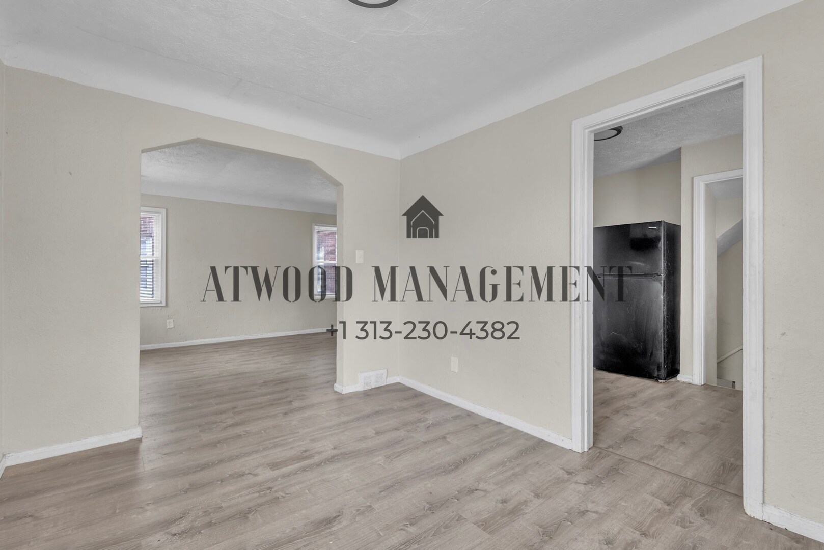 Building Photo - This beautifully updated 3-bedroom, 1-bath single-family home is ready for move-in!