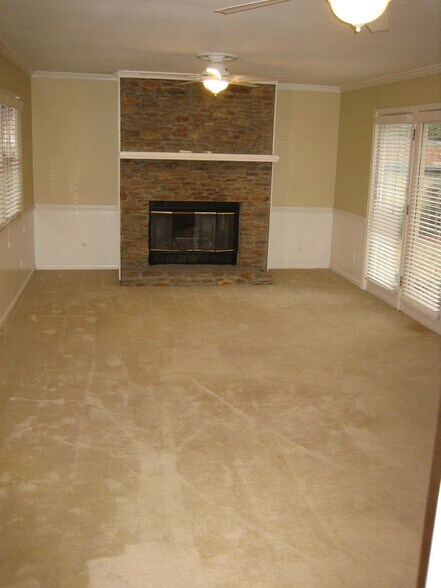 Building Photo - 2922 Arrow Creek Dr