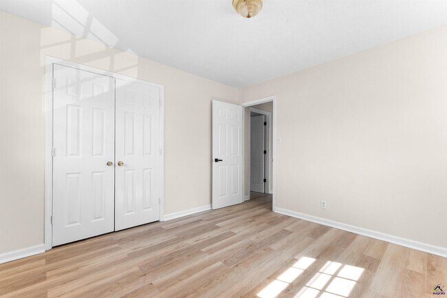 Building Photo - 1636 Huntley Ridge Dr