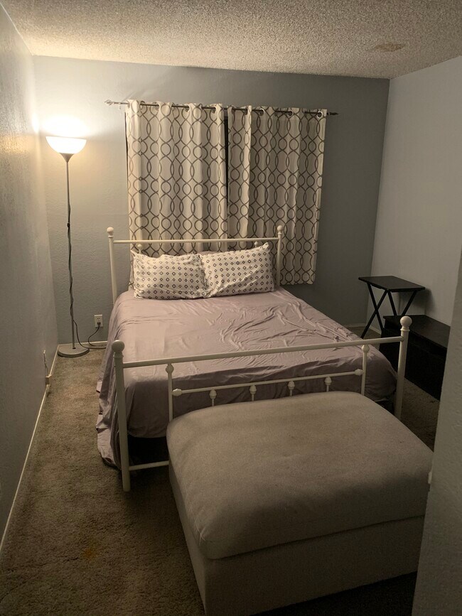 Building Photo - 4288 Rosemead Blvd