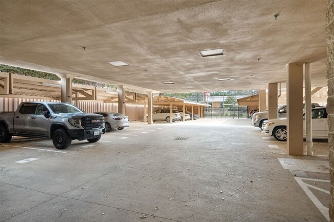 Building Photo - 1419 Montrose Blvd