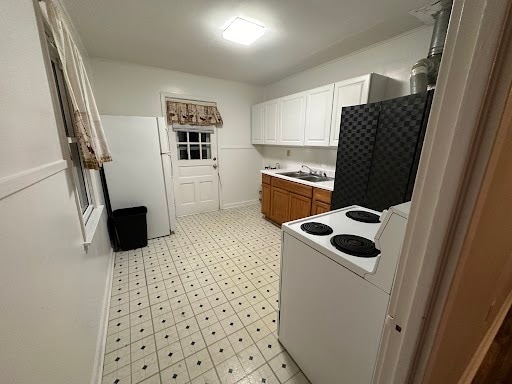 Building Photo - 2622 Knox Ave