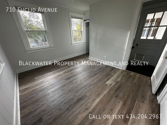 Building Photo - Adorable 3 Bedroom Home off Fort Avenue!