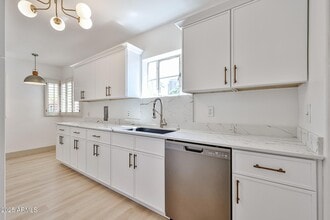 Building Photo - 63 W Windsor Ave