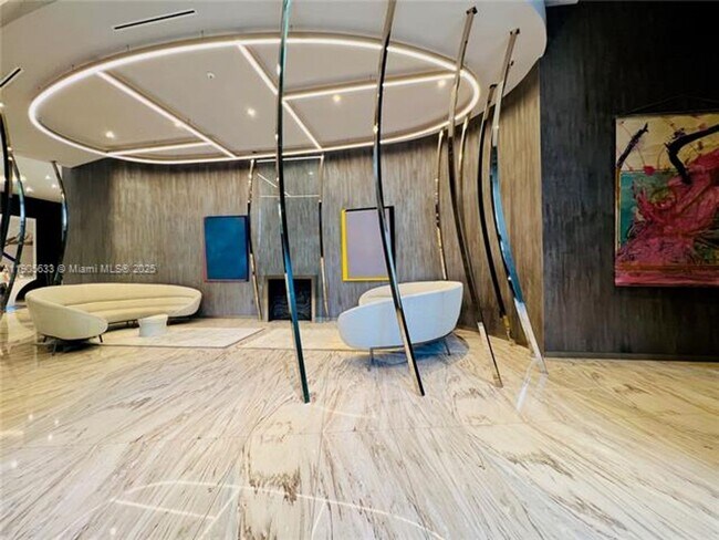 Primary Photo - 1000 Brickell Plaza