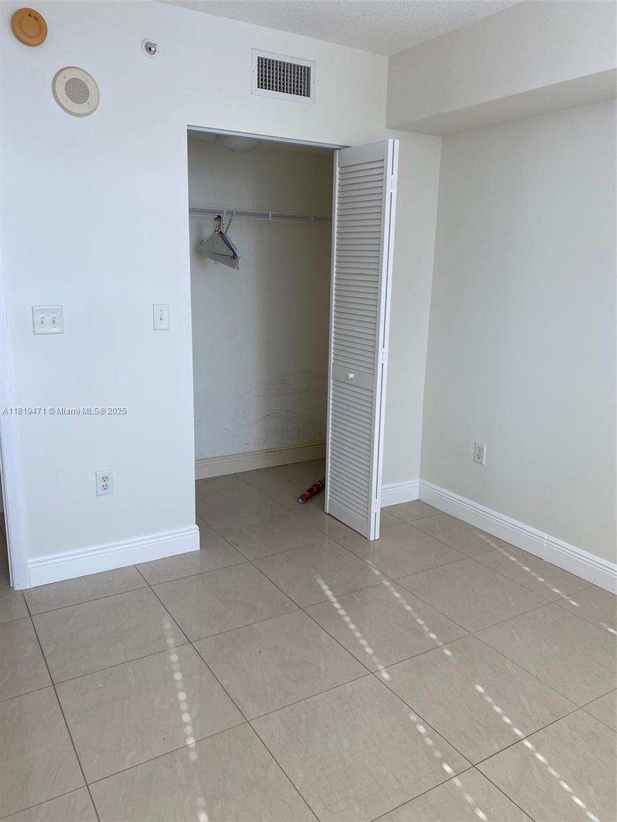 Building Photo - 31 SE 5th St