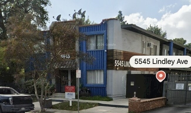 Building Photo - 5545 Lindley Ave